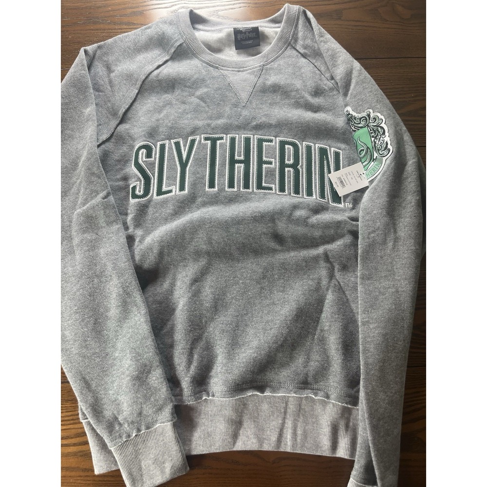 NEW The Wizarding World Harry Potter Slytherin Sweater Size XS NWT